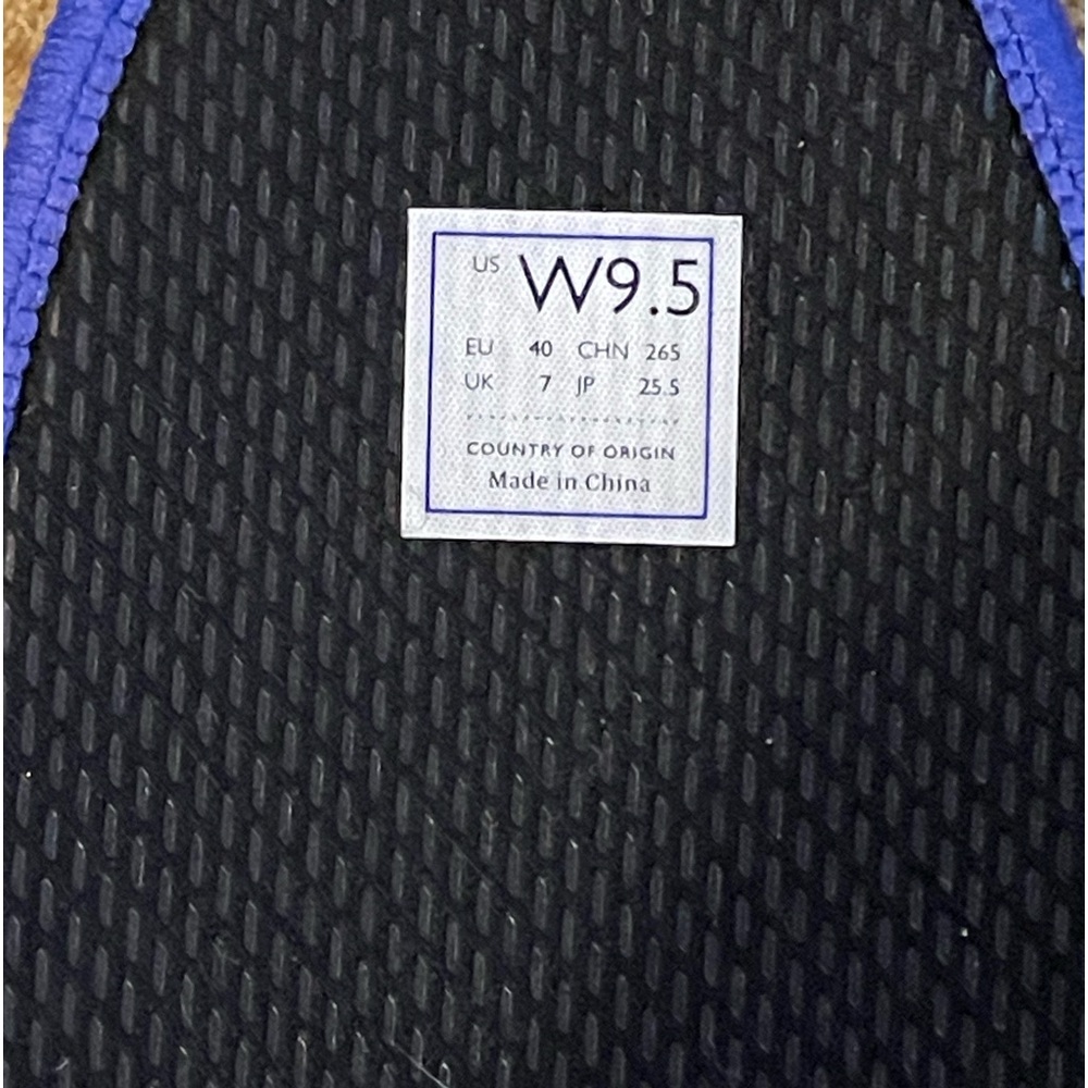 The Original Slip On Sneaker - Picture 10 of 12